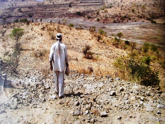 khatiya se jutaai