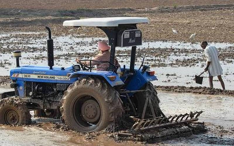 Tractor