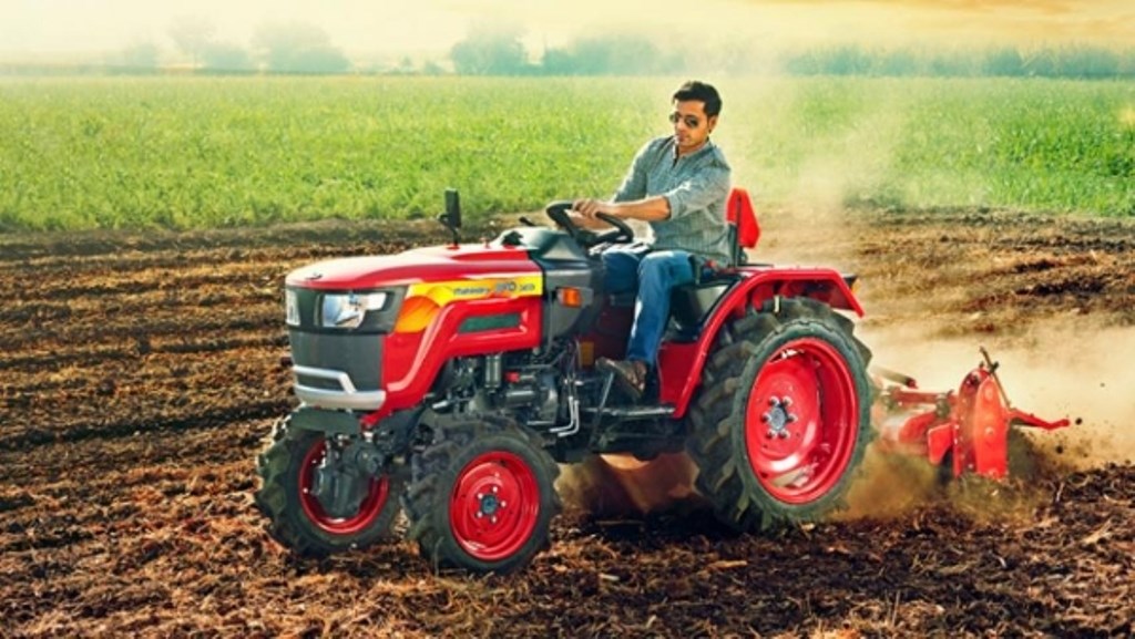 Mahindra Tractor