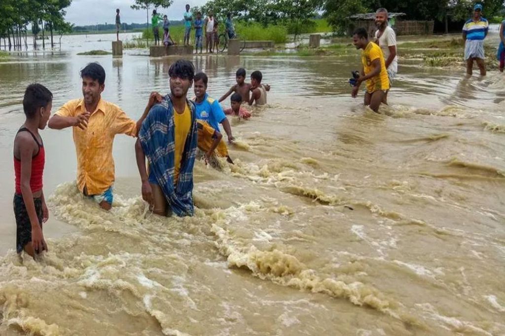 असम में बाढ़ की स्थिति हुई गंभीर