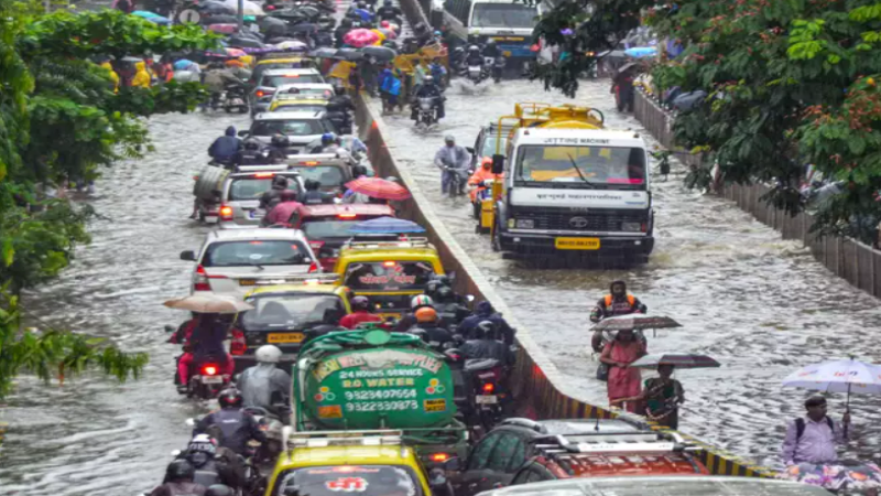 मुंबई में बारिश का कहर