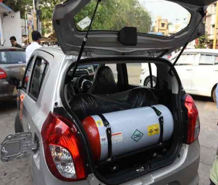 3 CNG Cars With Best Mileage, Very Low Price