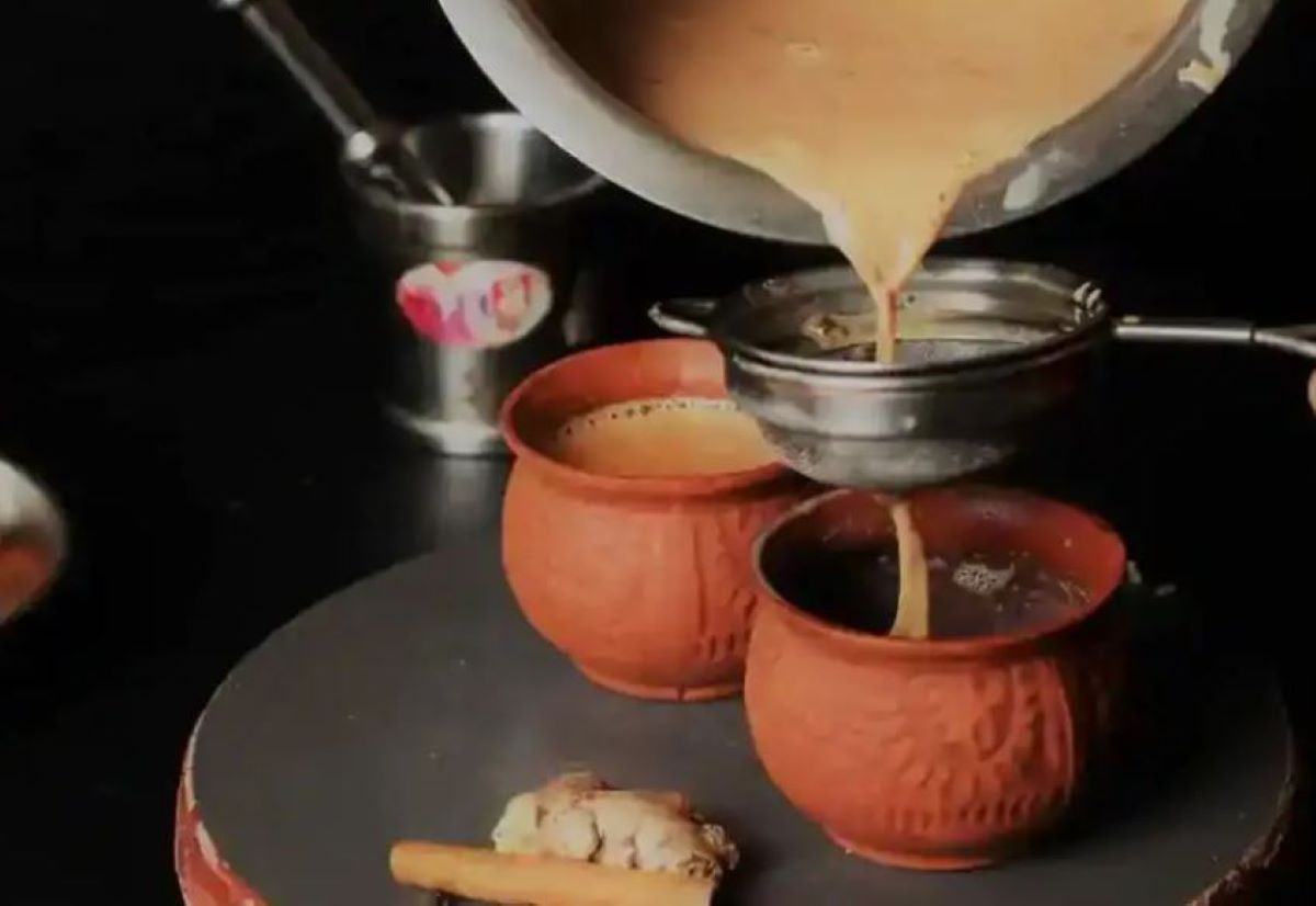 बाजरे से बने कुल्हड़ में पीये चाय