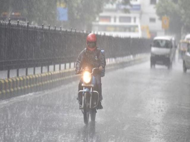 rain In delhi
